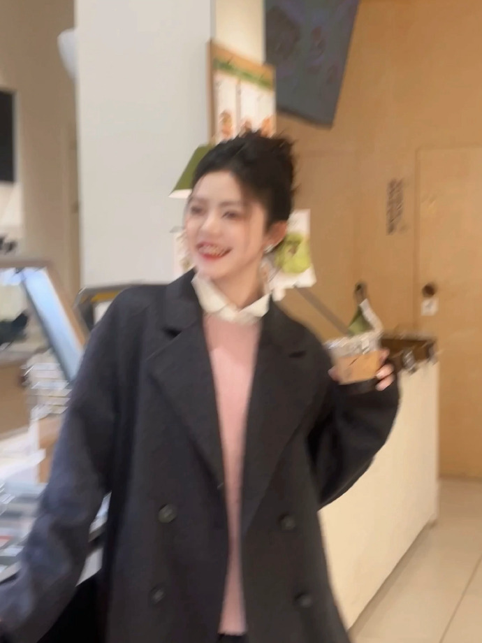 葬送的芙莉莲 封面
